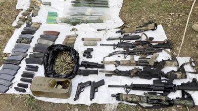 Pençe-Kilit bölgesinde mağarada cephanelik bulundu: MSB tek tek açıkladı