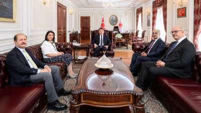 İmralı heyeti Adalet Bakanı Yılmaz Tunç’la görüştü: Demirtaş, yasal çerçeve ve komisyon süreci masadaydı