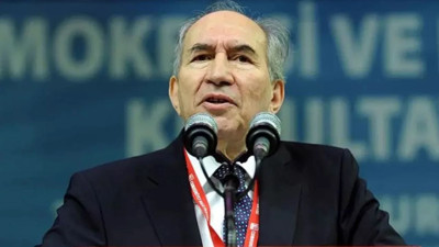 Altan Öymen yoğun bakıma alındı