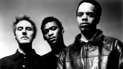 Massive Attack Gazze’ye destek veren sanatçılar için dayanışma ağı kurdu