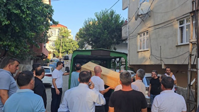İstanbul Sancaktepe’de dehşet! Anne ve babasını bıçaklayarak öldürdü