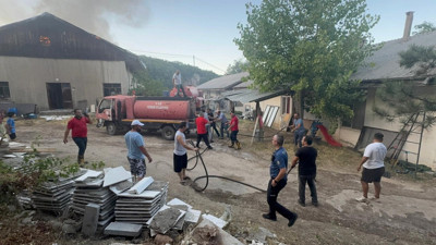 Yangının sebebi şaşkına çevirdi! Trafoya dokunan sincap 2 dönümü kül etti