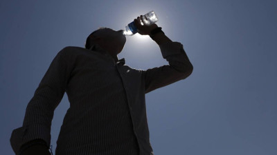 Termometreler 54'ü gösterdi! Bu ilçe sahil kentlerini solladı