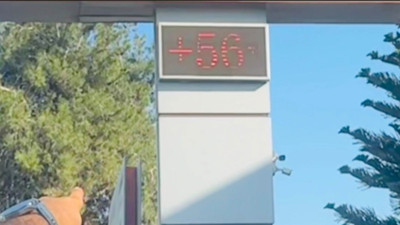 Kavurucu sıcaklar zirve yaptı: Termometreler 56 dereceyi gördü