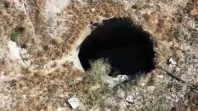 Balıkesir’deki depremden sonra Eskişehir’de obruk ortaya çıktı! 5-6 metre derinliğinde