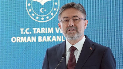 Bakan Yumaklı son durumu paylaştı: Çanakkale ve İzmir’deki yangınlar ne durumda?