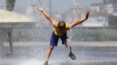 Meteoroloji il il uyardı: Yarın bu şehirlerde kavurucu sıcaklık etkisini sürdürecek!