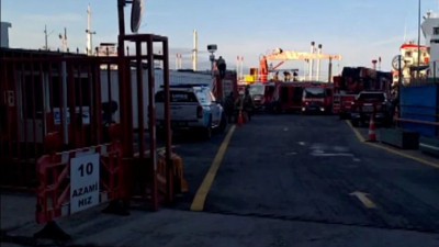 Haydarpaşa Limanı’nda gemi yangını! Ekipler olay yerinde