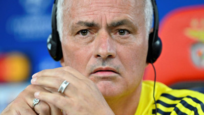 Benfica’ya yenilen Fenerbahçe Şampiyonlar Ligi’ne veda etti: Mourinho’dan maç sonu açıklaması