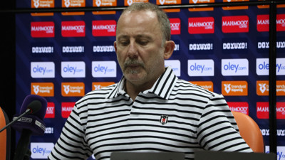 Sergen Yalçın Alanyaspor maçı sonrası konuştu: Yeni bir yapılanma dönemi yaşayacağız