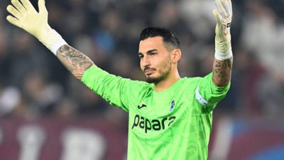 Transferde kritik saatler! Galatasaray, milli kaleci ile anlaştı