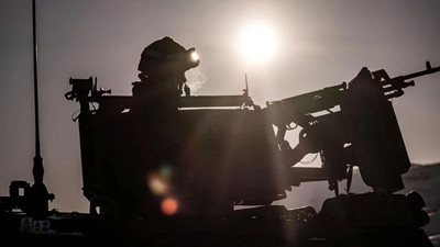 Suriye’nin başkenti Şam’da askeri üste şiddetli patlama