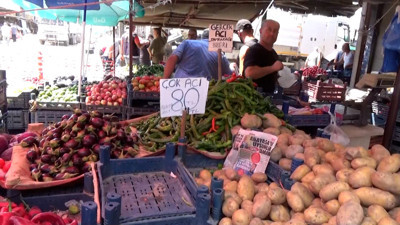 Hatay'da pazarcı satamıyor vatandaş alamıyor
