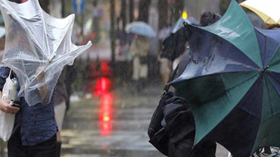 Meteoroloji bölge müdürlüğünden şiddetli rüzgar uyarısı: Çatı uçması ve ulaşımda aksama riski