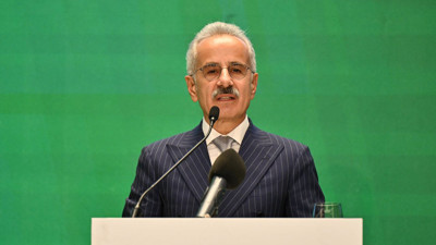 Bakan Uraloğlu "Ulaşan ve Erişen Türkiye 2025 AR-GE Proje Fikir Yarışması Ödül Töreni"nde konuştu