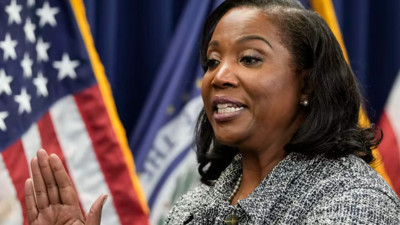 Trump’ın Fed üyesi Lisa Cook’u kovma talebi Yüksek Mahkeme’de: Cook görevde kalacak mı?