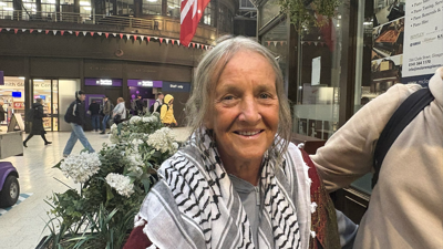 İsrail hapishanesinde ilaçları verilmedi! 70 yaşındaki İskoçyalı aktivist hastaneye kaldırıldı