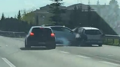 Trafikte dehşet: Bebekli aileyi sıkıştıran magandanın ehliyeti süresiz alındı!