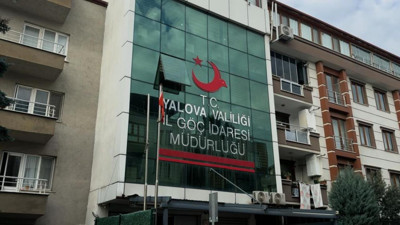 Yalova’da İl Göç İdaresi’ne operasyon! Müdür dahil 8 kişi gözaltında