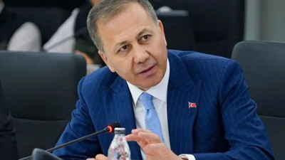 İçişleri Bakanı Yerlikaya duyurdu: 10 ilde düzenlenen operasyonda 3 örgüt çökertildi