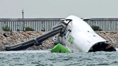 Hong Kong’da korkunç kaza! Türk uçağı pistten çıktı, denize uçtu