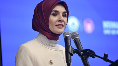 Bakan Göktaş Kayseri'de konuştu: "Yaşlılarımızın aktif ve üretken olduğu bir yapı inşa ediyoruz!"