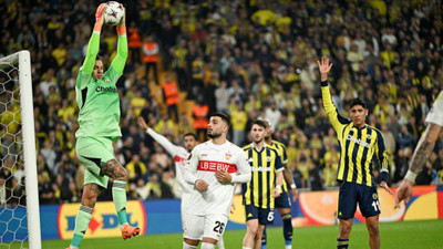 Fener'in zaferi Almanları çıldırttı! 'Acımasız penaltı' yorumu, maç sonu arbede... İşte manşetler!