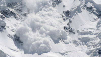 Zirve yolunda facia: 3500 metrede çığ düştü, 5 dağcı hayatını kaybetti!