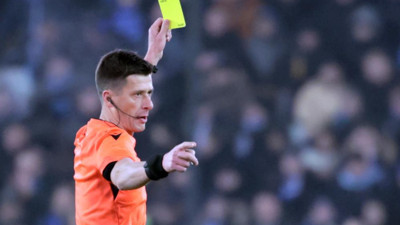 Galatasaray-Ajax maçı hakeminin karnesi şoke etti: Türk takımları bu hakemle gol atamıyor!