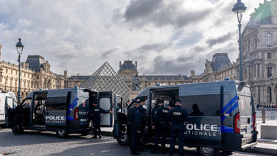 Louvre soygununda son şüpheli de yakalandı: Çalınan 8 mücevher hala kayıp