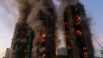 Hong Kong’daki gökdelende çıkan yangında son durum: Can kaybı 83’e çıktı