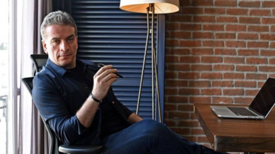 Ünlü oyuncu Murat Cemcir hastaneye kaldırıldı