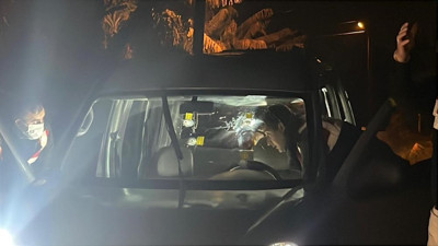 Alanya'da seyir halindeki otomobile silahlı saldırı: 1 ölü