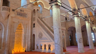 Kültür ve Turizm bakanı duyurdu: Restorasyonu tamamlanan üç tarihi cami bayramın ilk günü ibadete açılıyor
