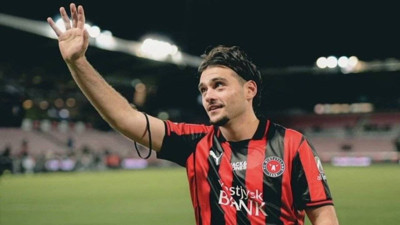 Üç Premier Lig ekibi, milli yıldızın peşinde