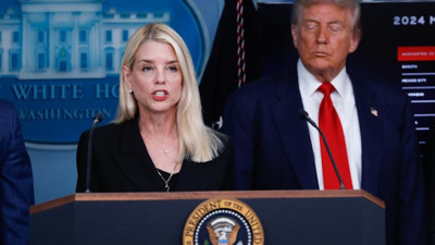 ABD Adalet Bakanı Pam Bondi görevden alındı