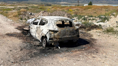 Eskişehir'de cani koca dehşeti! 5 aylık eşinin otomobilini çakmakla ateşe verip yanmasını izledi