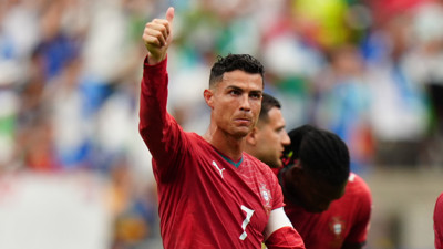 Bu açıklama çok konuşulur! Cristiano Ronaldo "Messi" sorusuna öyle bir yanıt verdi ki...