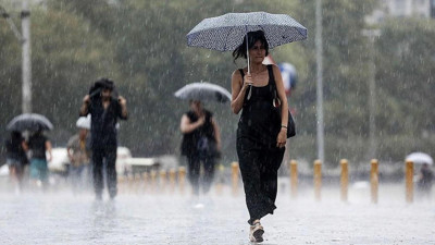 Meteoroloji'den 13 il için gök gürültülü sağanak uyarısı!