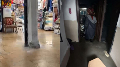 İstanbul'da şiddetli sağanak: Sokaklar göle döndü, Kapalıçarşı'yı su bastı
