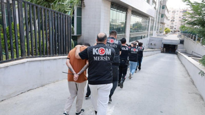 Suç örgütü adına cinayete gelmişlerdi! Mersin'de tetikçilik operasyonu
