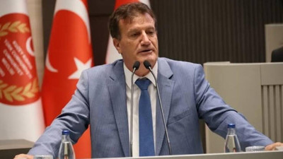 KKTC Ulaştırma Bakanı Erhan Arıklı görevden alındı