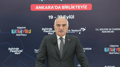 Bakan Ersoy başkentte startı verdi! Ankara Kültür Yolu Festivali başladı