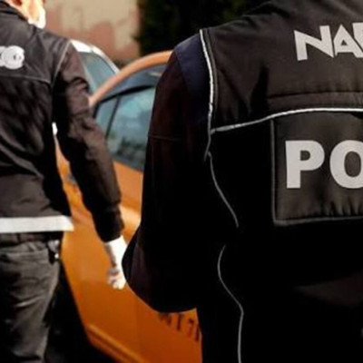 Uyuşturucu tacirlerine şafak baskını