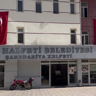 Halfeti Belediyesi'ne şafak operasyonu