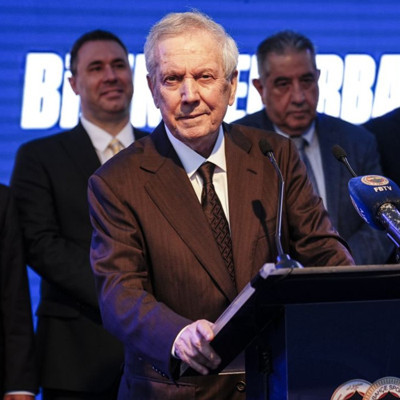 Fenerbahçe'nin yeni başkanı Aziz Yıldırım oldu
