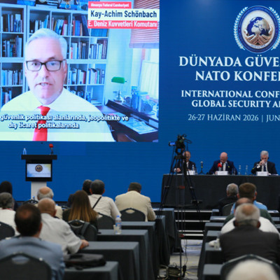 Eski Alman Deniz Kuvvetleri komutanından itiraf gibi açıklama!