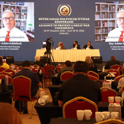Eski Alman komutan Schönbach'tan tarihi itiraf