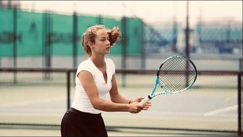 Milli tenisçi Zeynep Sönmez Bulgaristan'da şampiyon oldu