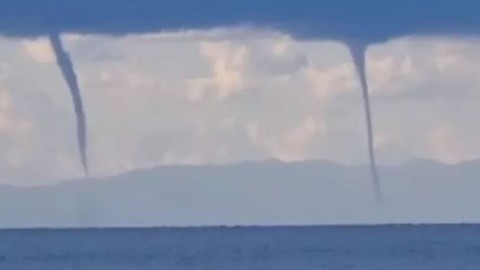 Çeşme açıklarında aynı anda 8 hortum